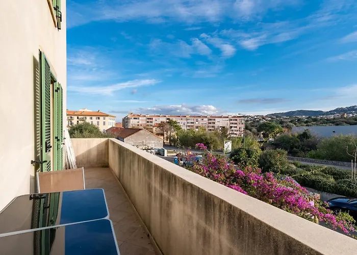 Apartment Isula Rossa